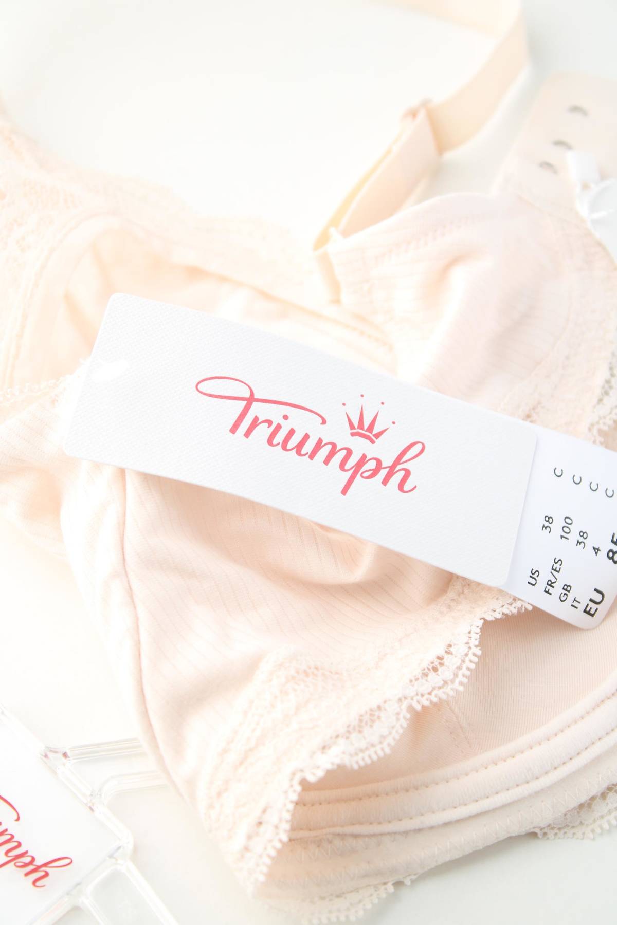 Сутиен за кърмене Triumph3