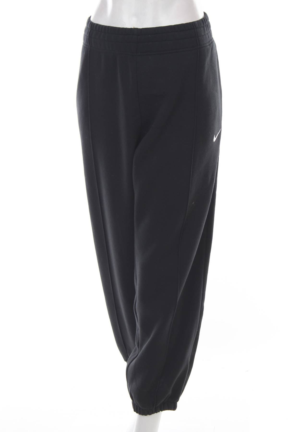 Дамско спортно долнище Nike1 - Contour.bg Дамско спортно долнище Nike1
