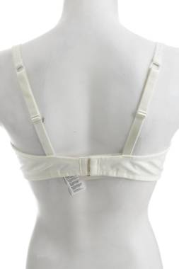 Сутиен Hunkemoller2