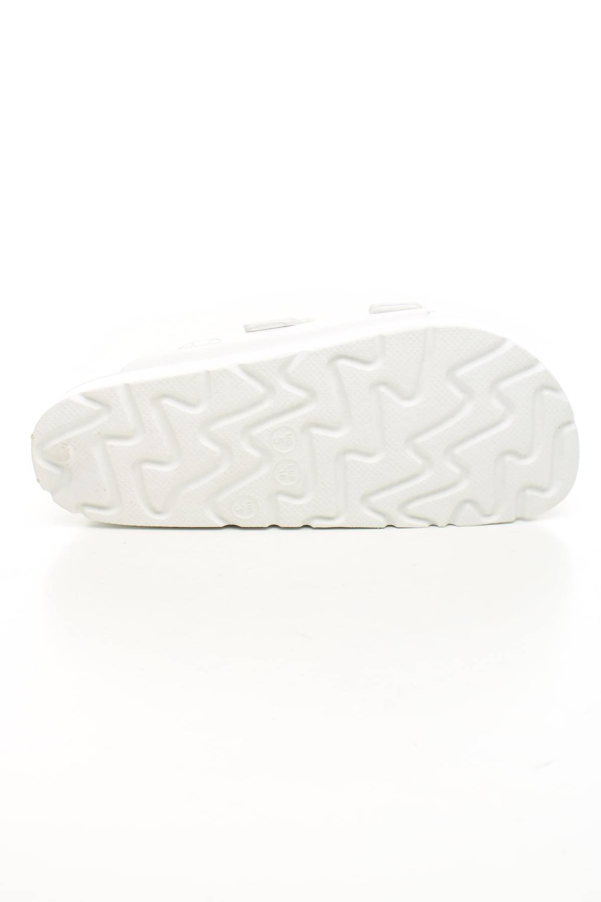 Чехли Ellesse4 - Contour.bg Чехли Ellesse4