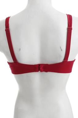 Сутиен Hunkemoller2