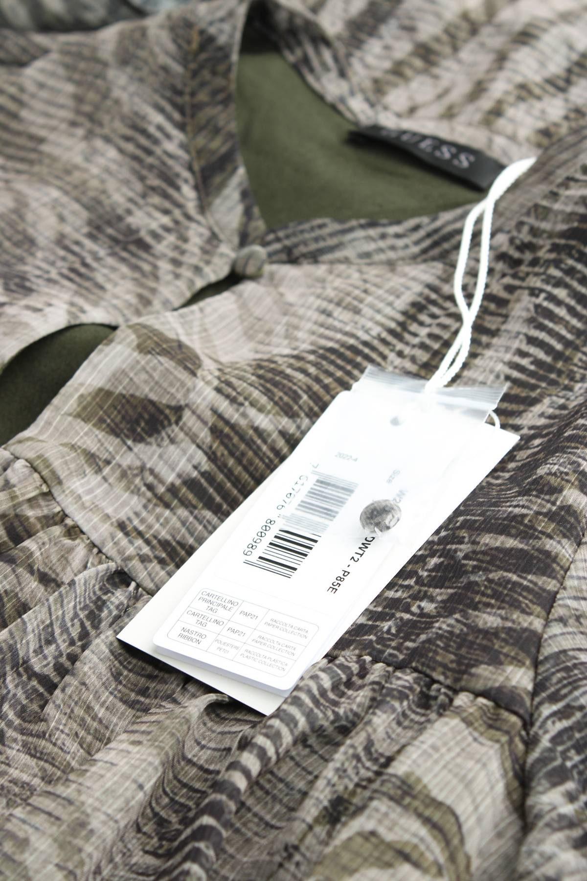 Φορέματα Guess3