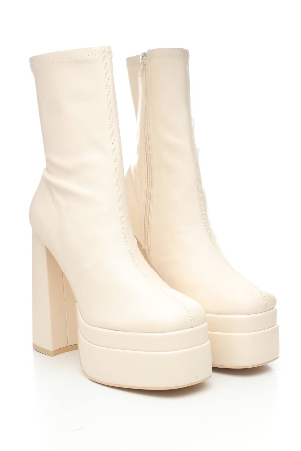 Дамски боти Nelly3