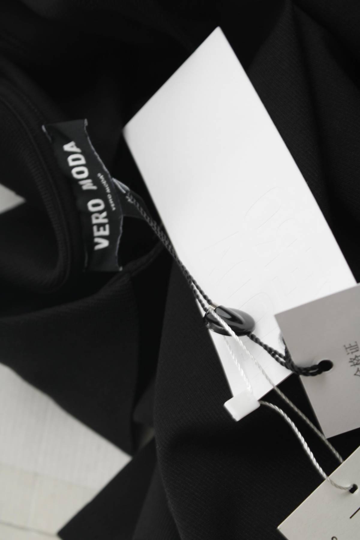 Γυναικεία μπλούζα Vero Moda3 - Contourshop.gr Γυναικεία μπλούζα Vero Moda3