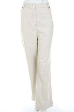 Γυναικείο δερμάτινο παντελόνι River Island1