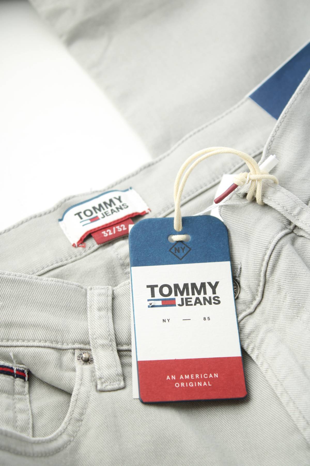 Мъжки дънки Tommy Jeans3