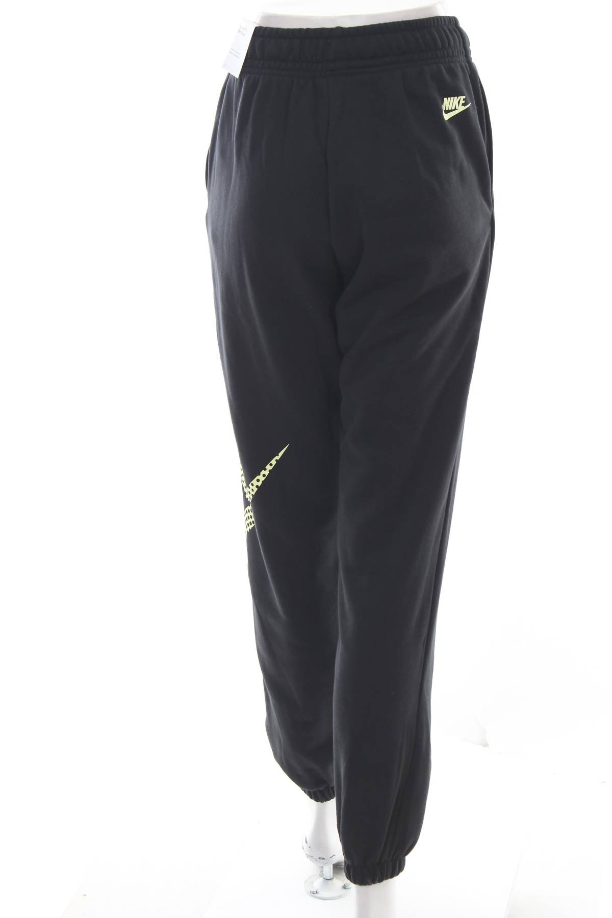 Γυναικείο αθλητικό παντελόνι Nike2