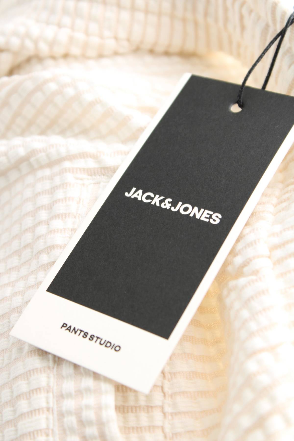 Мъжки къс панталон Jack & Jones3