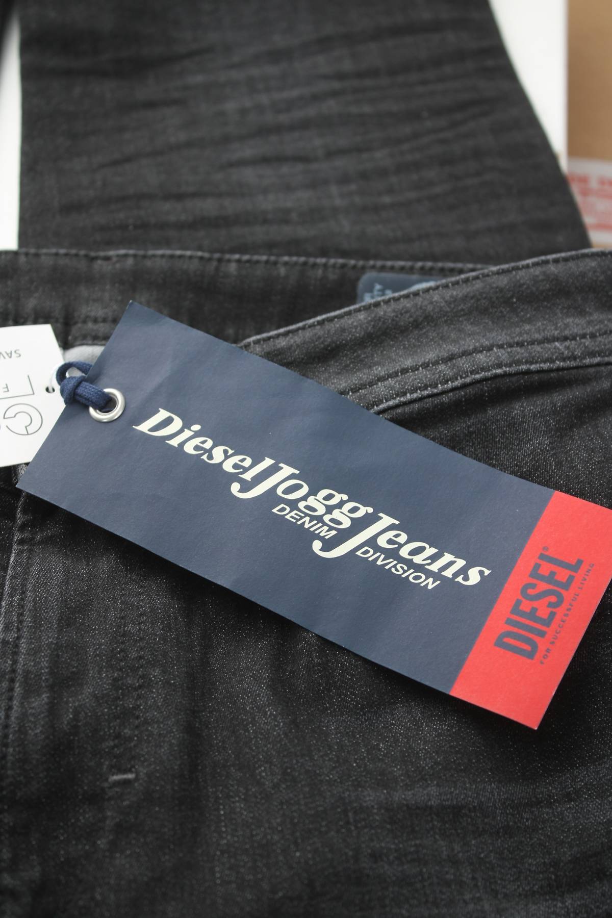 Мъжки дънки Diesel3