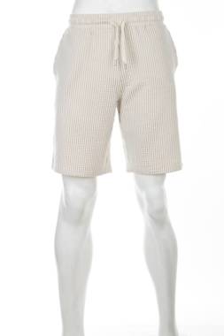 Мъжки къс панталон Jack & Jones1