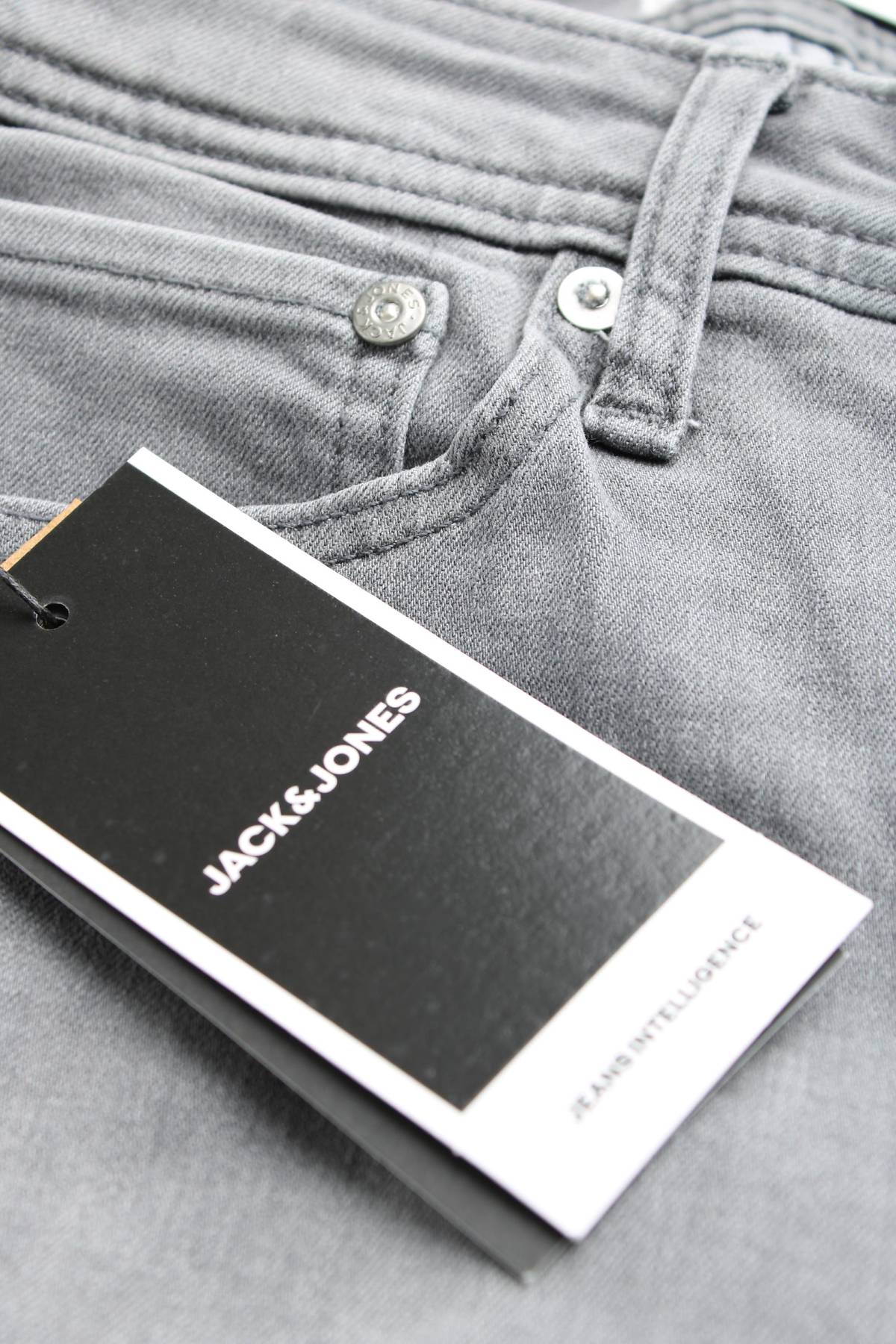 Мъжки къси дънки Jack & Jones3 - Contour.bg Мъжки къси дънки Jack & Jones3