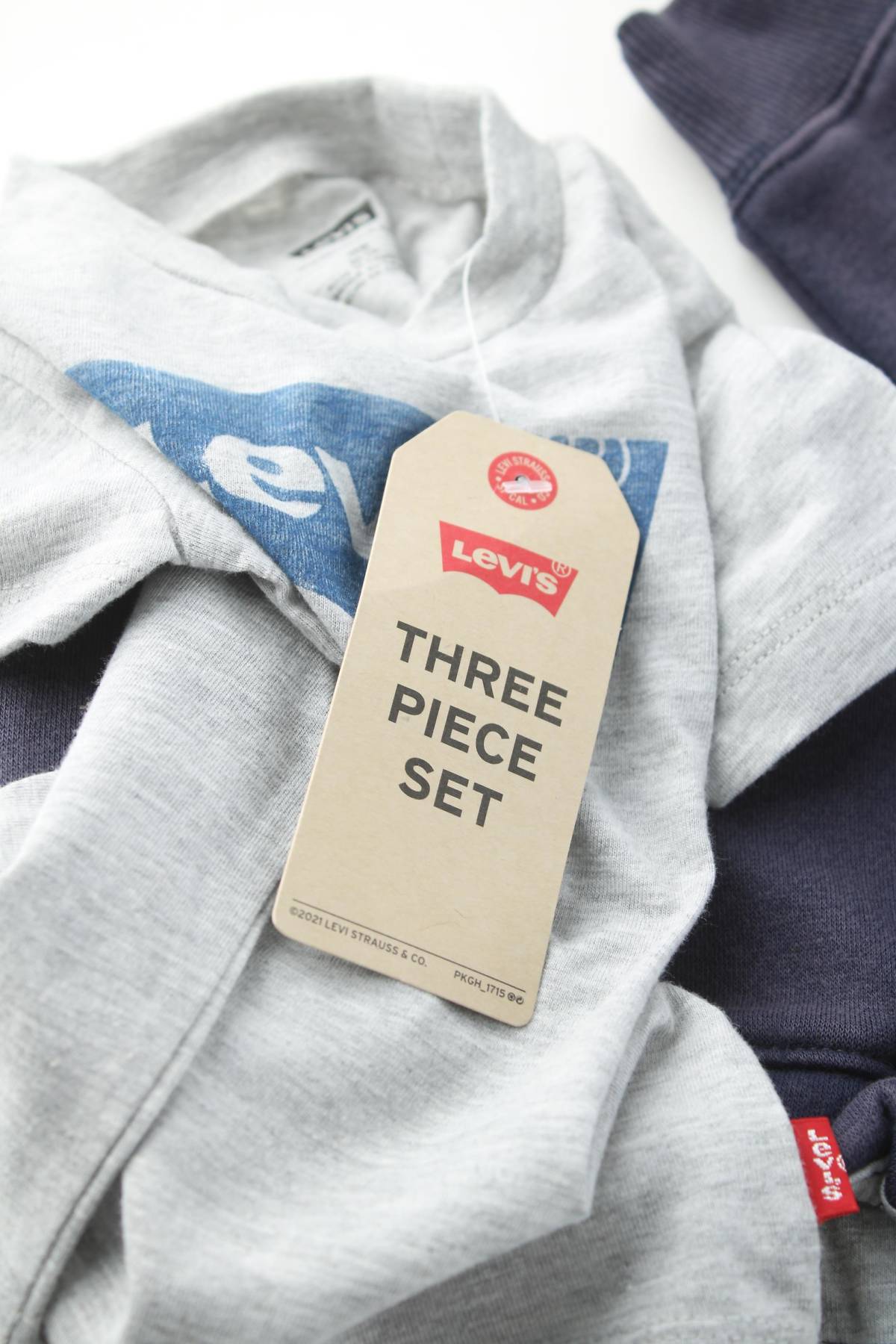 Детски комплект Levi's3 - Contour.bg Детски комплект Levi's3
