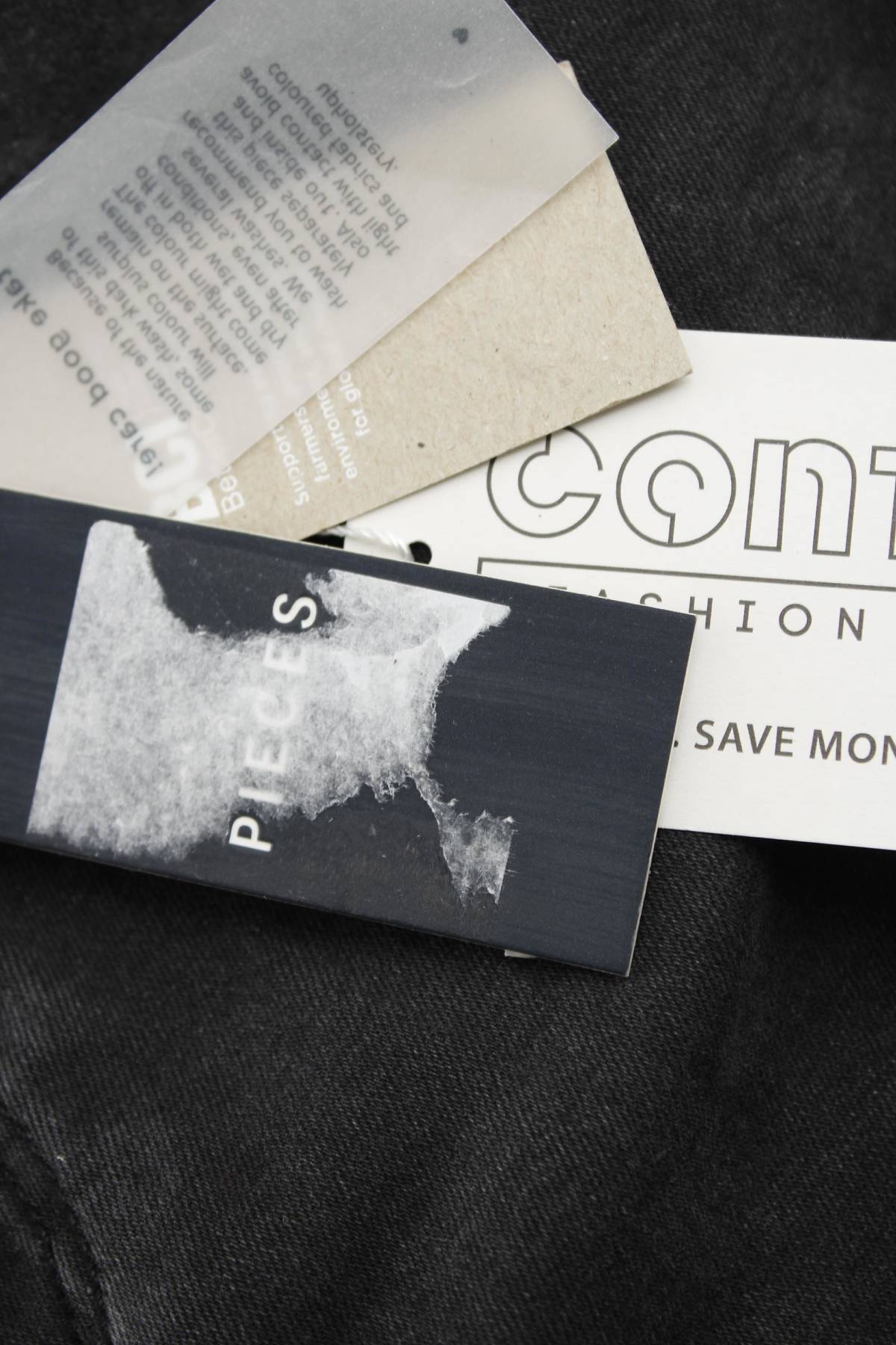 Γυναικεία τζιν σορτσάκια Pieces3 - Contourshop.gr Γυναικεία τζιν σορτσάκια Pieces3