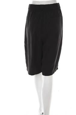 Γυναικείο σορτσάκι Only Carmakoma2 - Contourshop.gr Γυναικείο σορτσάκι Only Carmakoma2
