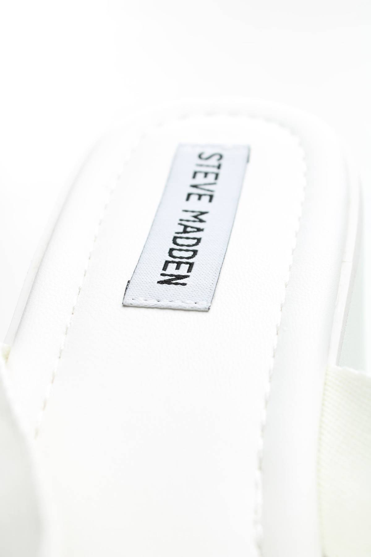 Чехли Steve Madden5 - Contour.bg Чехли Steve Madden5