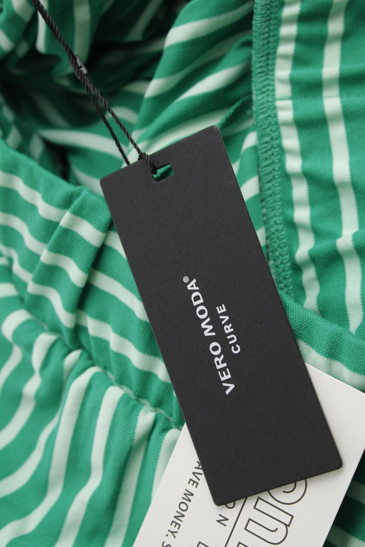 Дамски къс панталон Vero Moda3