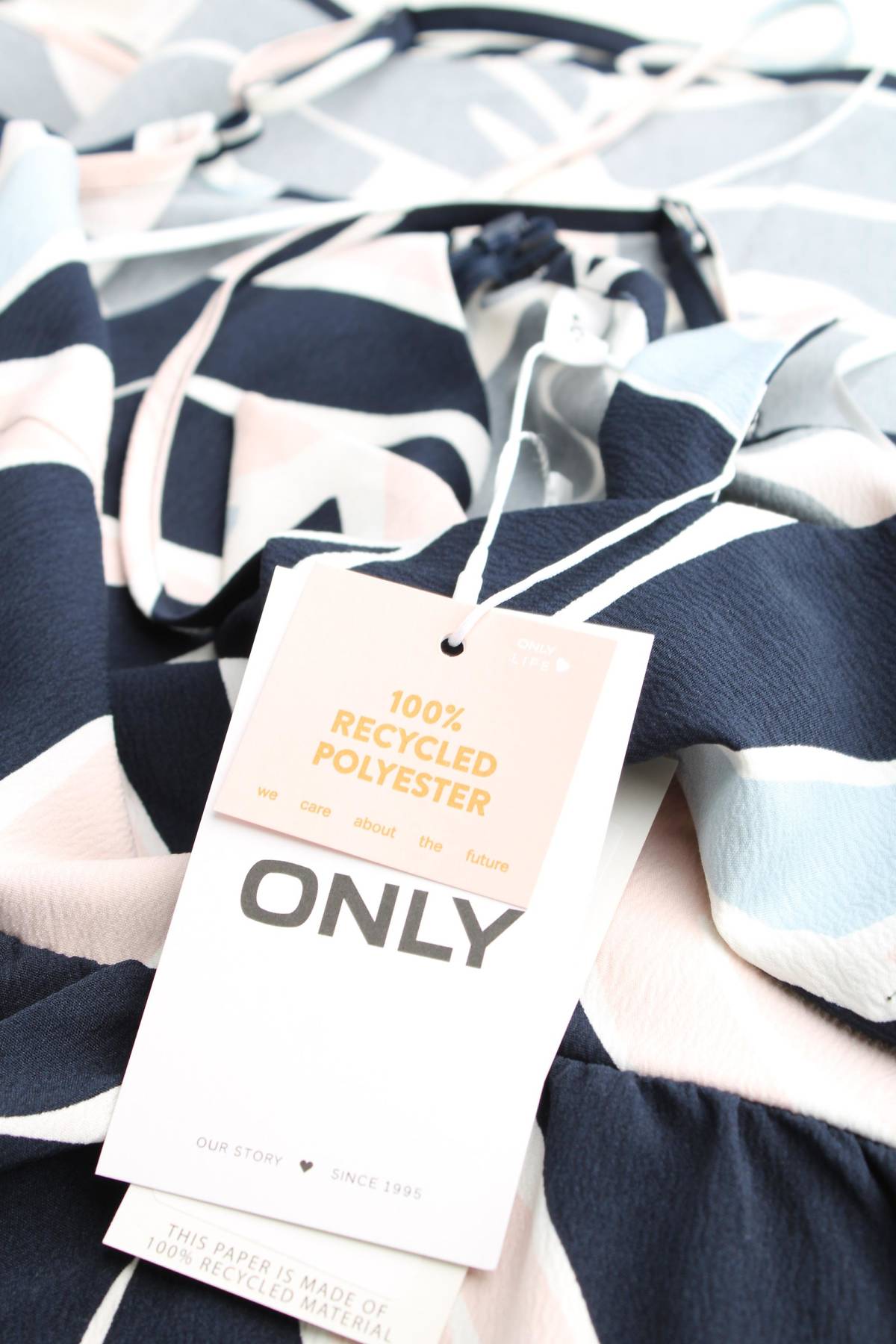 Φορέματα Only3