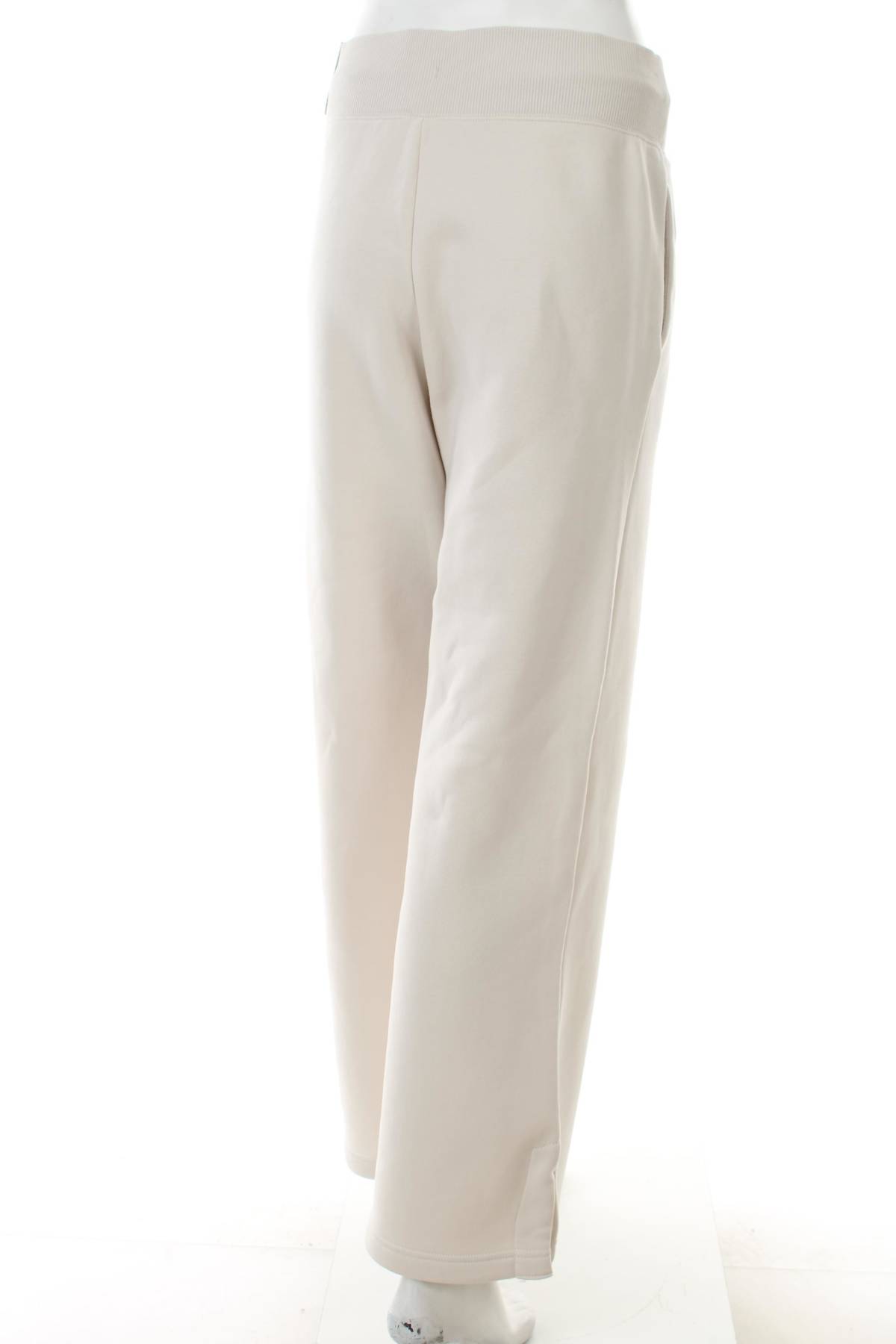 Γυναικείο αθλητικό παντελόνι Nike2