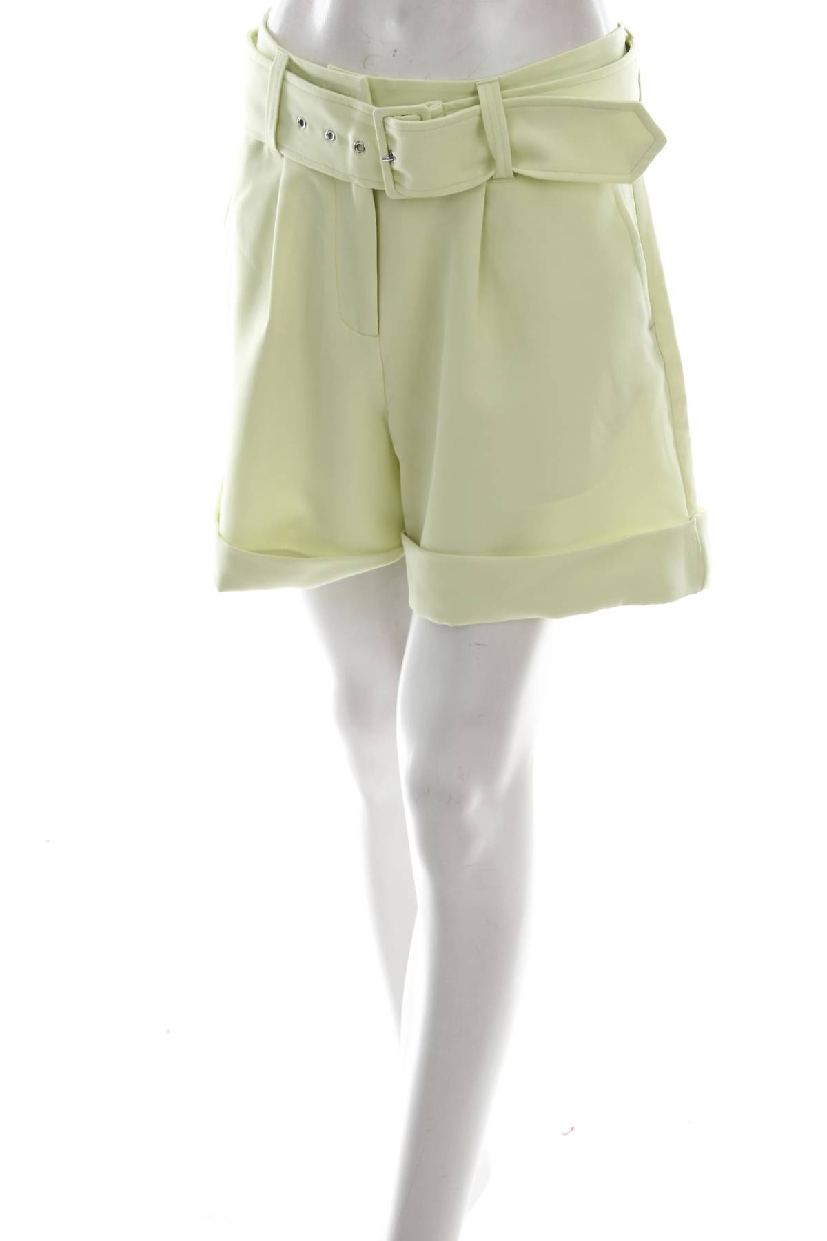 Γυναικείο σορτσάκι Guess1