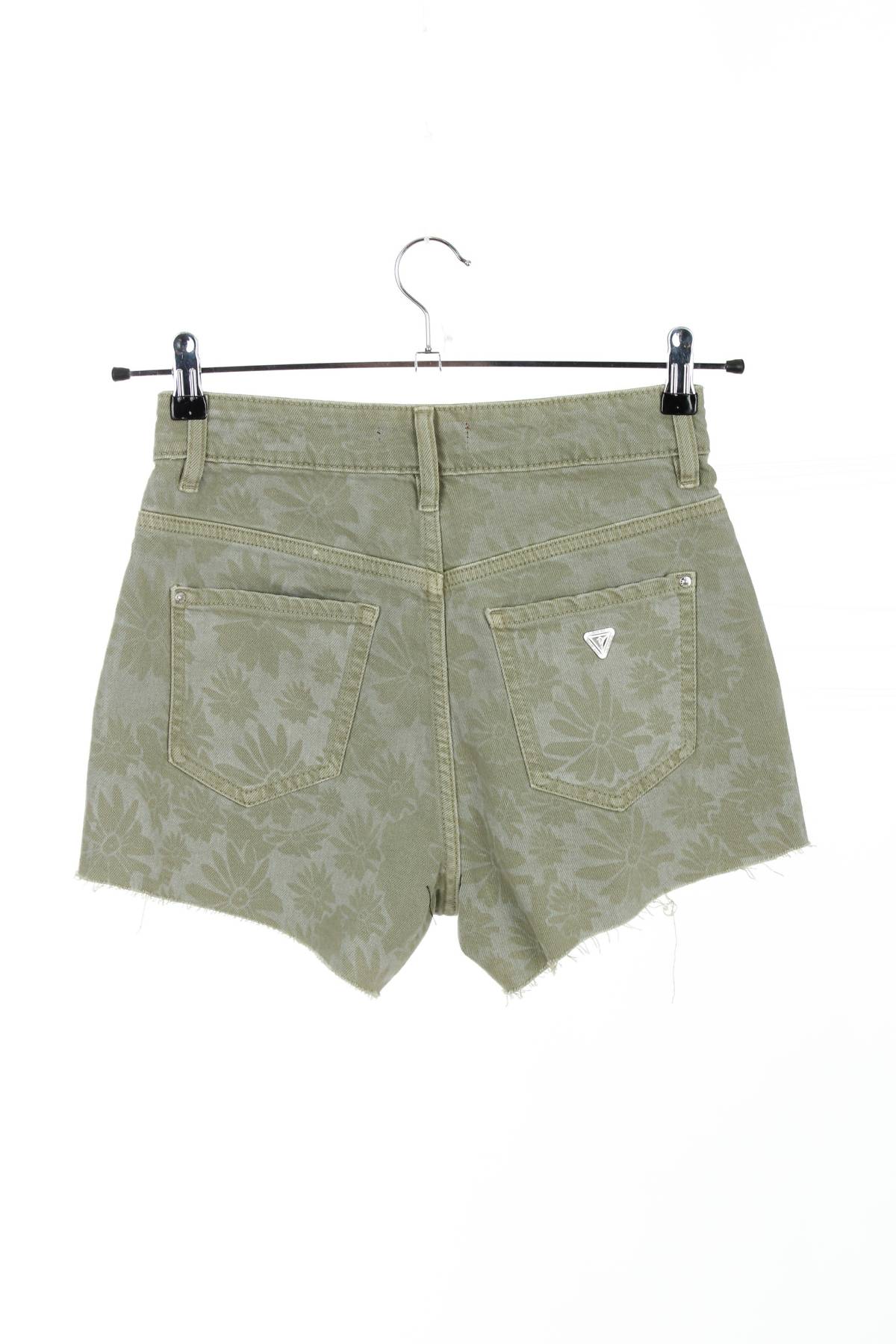 Γυναικεία τζιν σορτσάκια Guess1