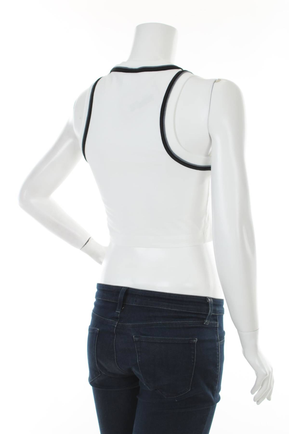 Γυνικείο αθλητικό αμάνικο Adidas2