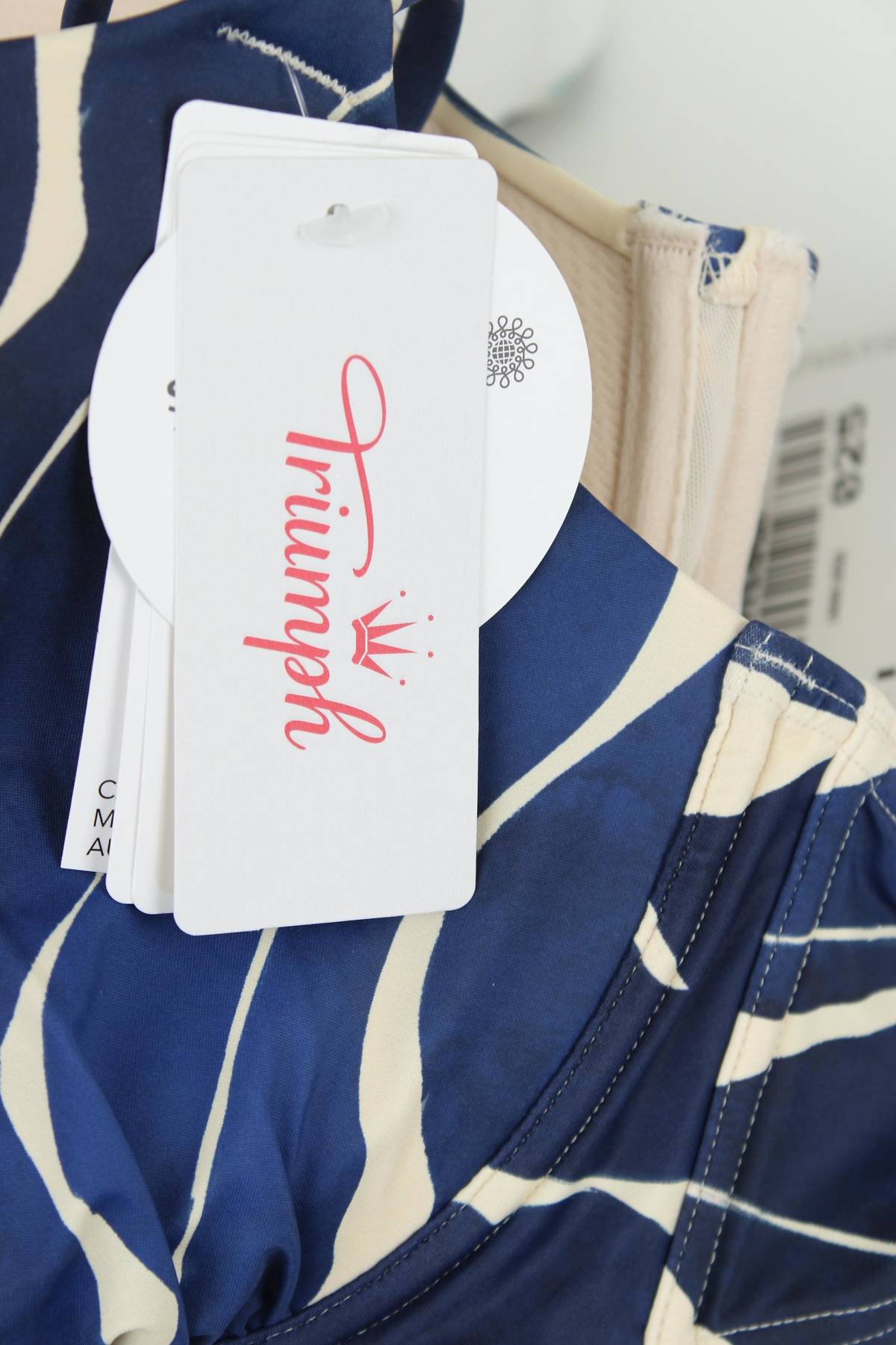 Μαγιό πάνω τμήμα Triumph3