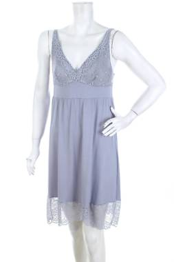 Дамска нощница Triumph1 - Contour.bg Дамска нощница Triumph1