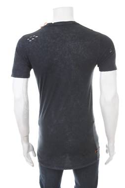 Мъжка тениска Superdry2