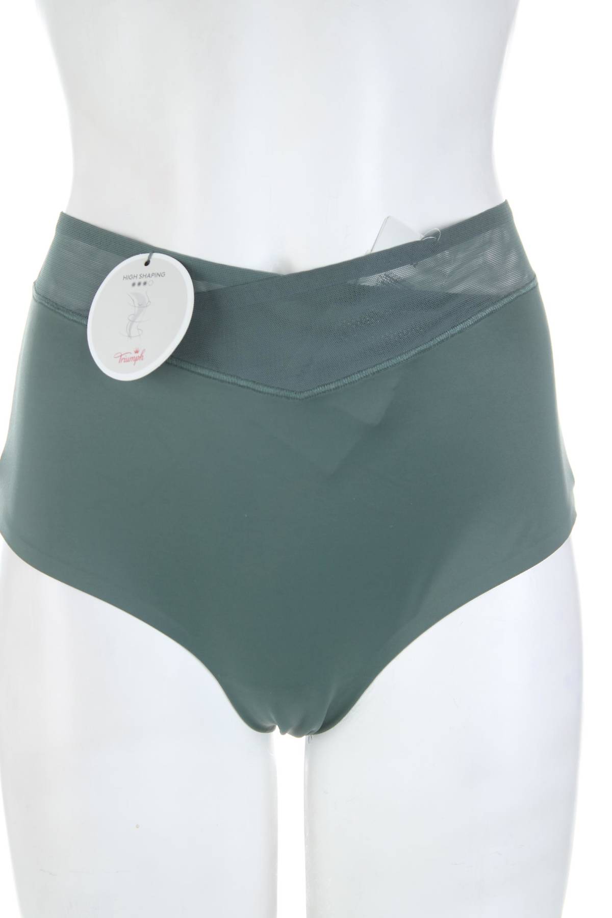 Стягащо бельо Triumph1