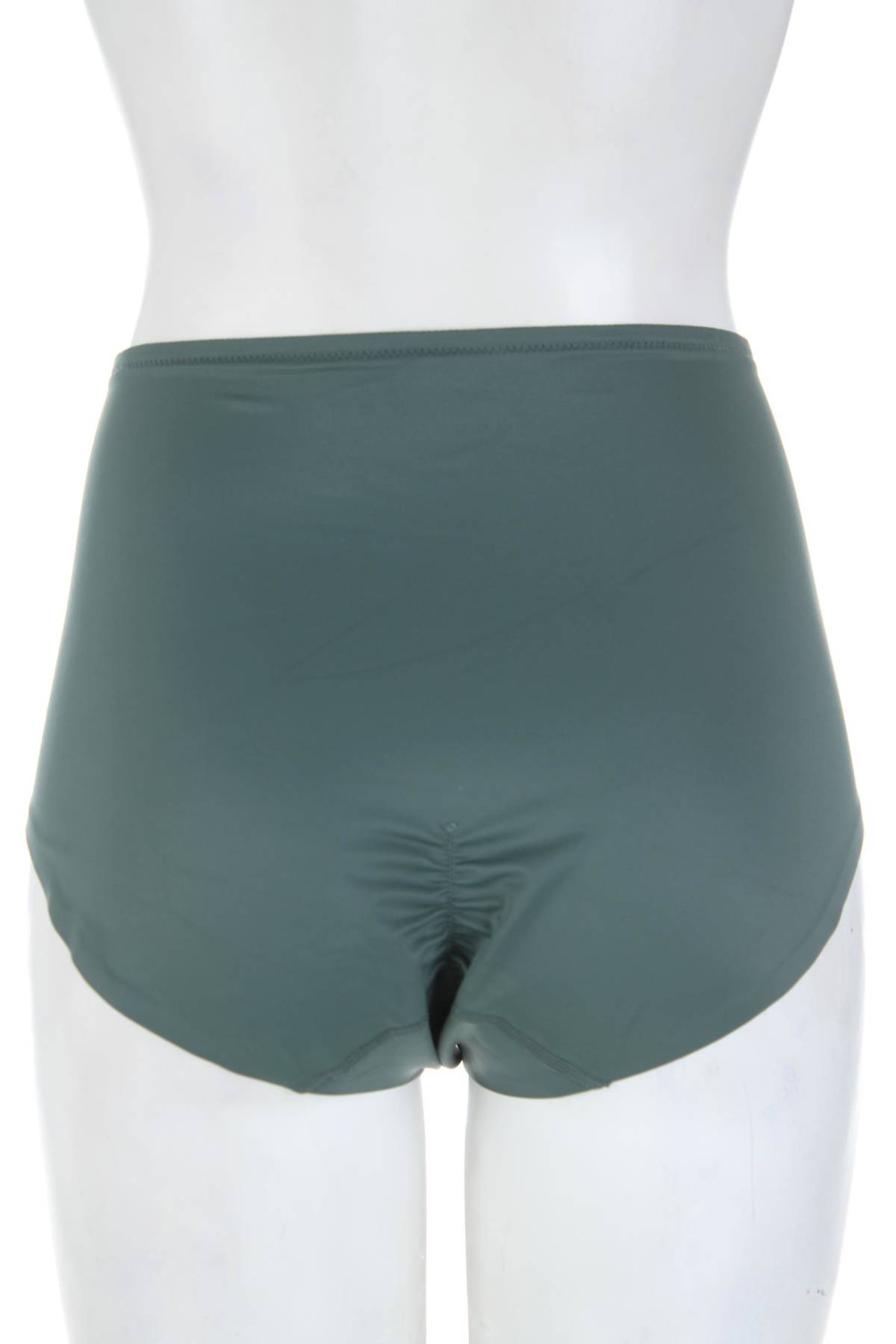 Стягащо бельо Triumph2