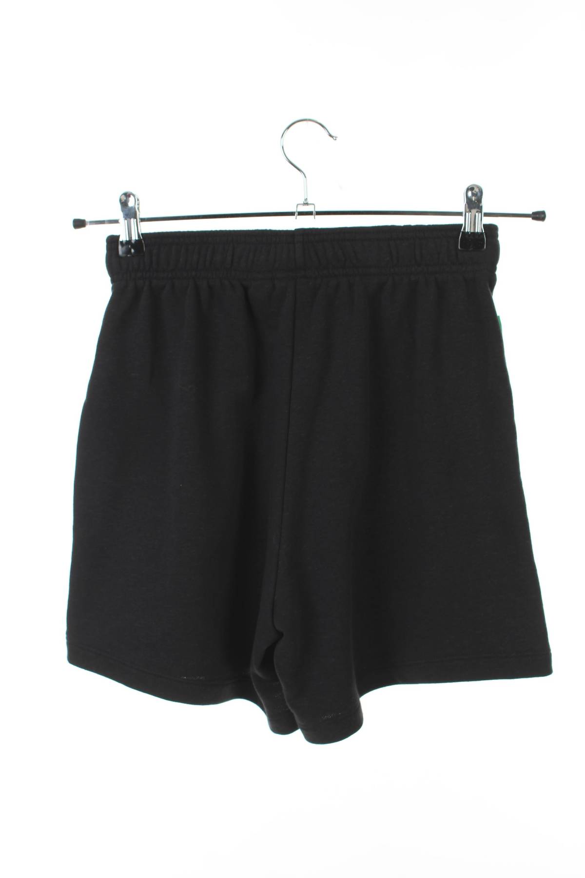 Γυναικεία σορτς Adidas Originals2