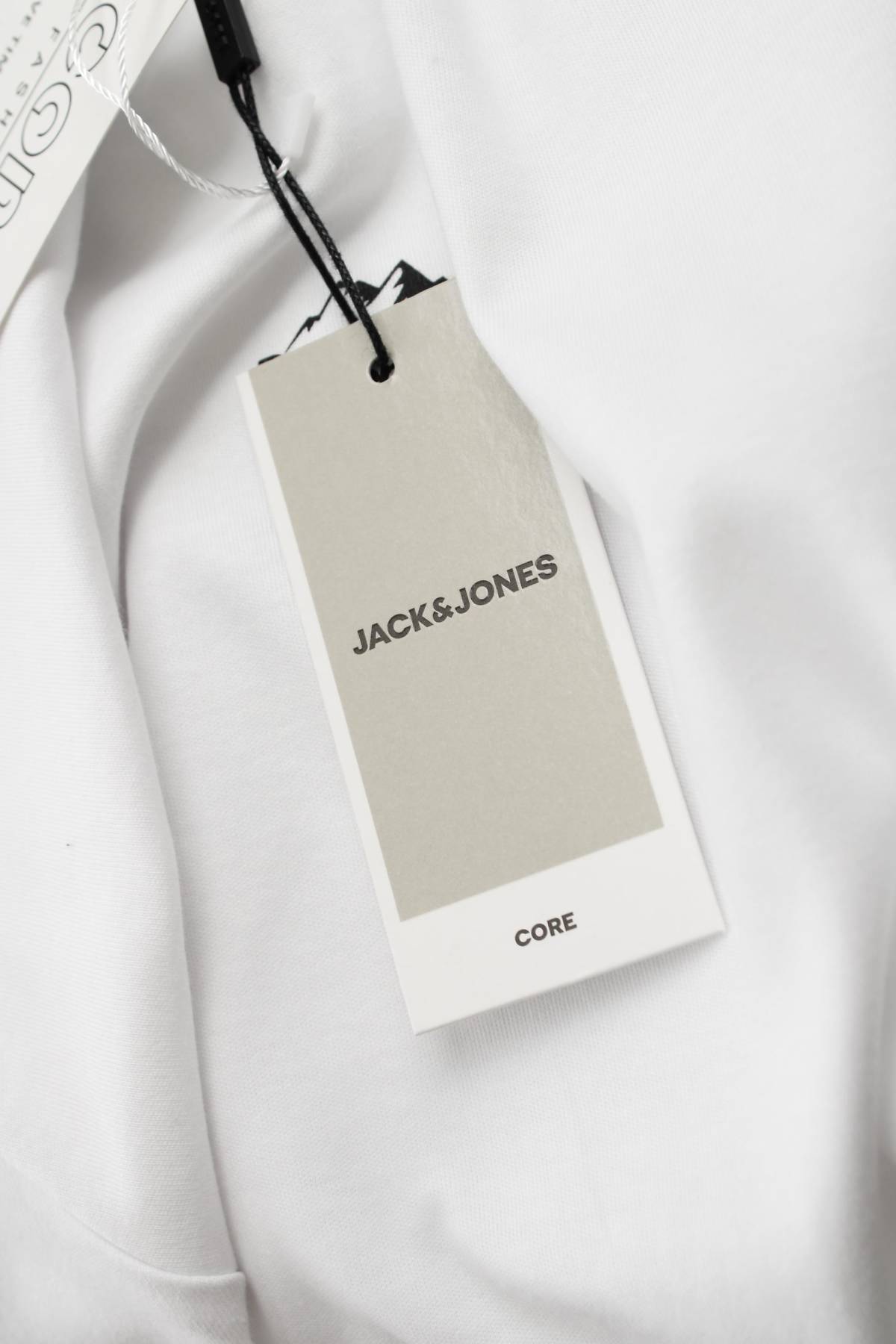 Мъжка тениска Jack & Jones CORE3 - Contour.bg Мъжка тениска Jack & Jones CORE3