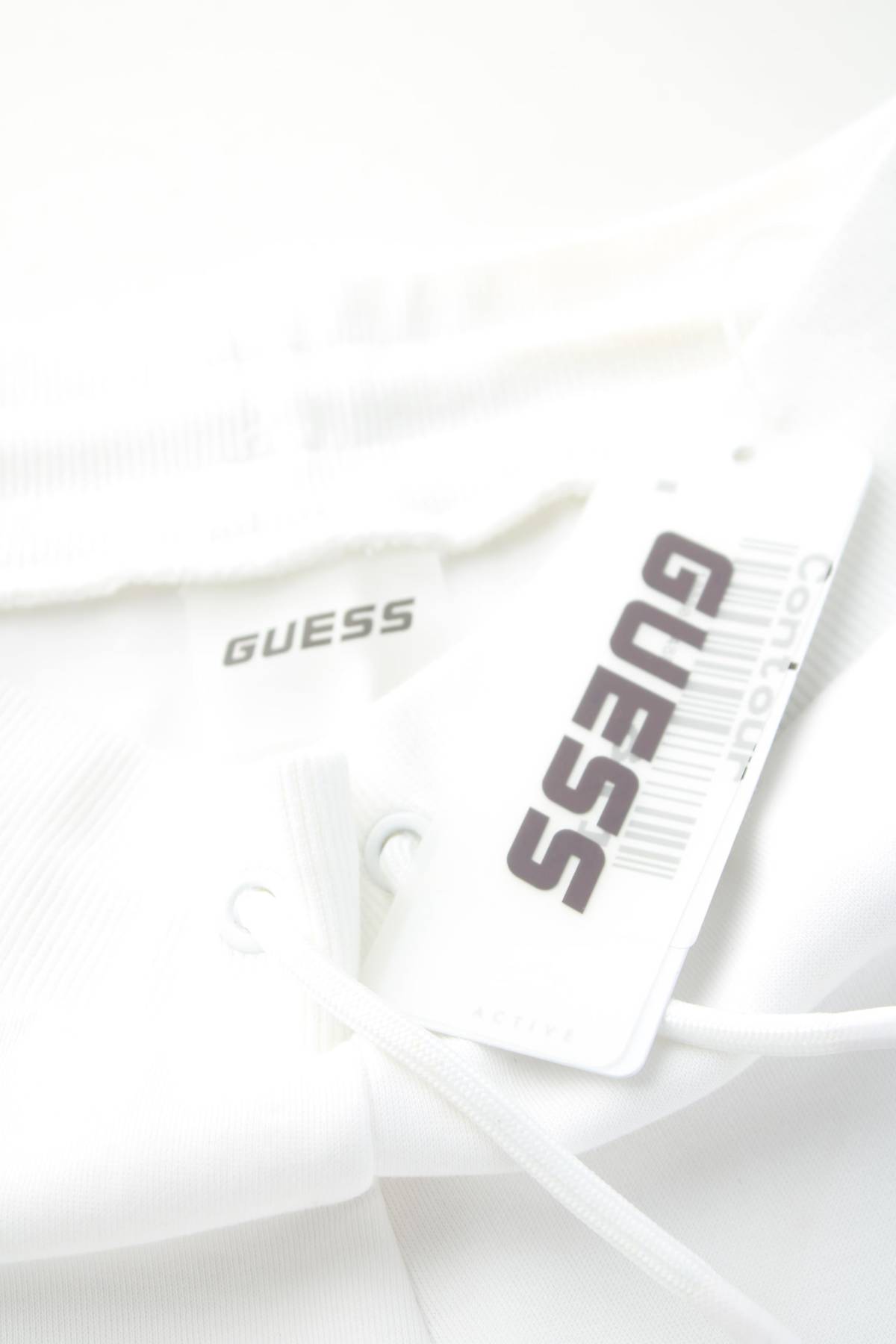 Παιδικά σορτσάκια Guess3
