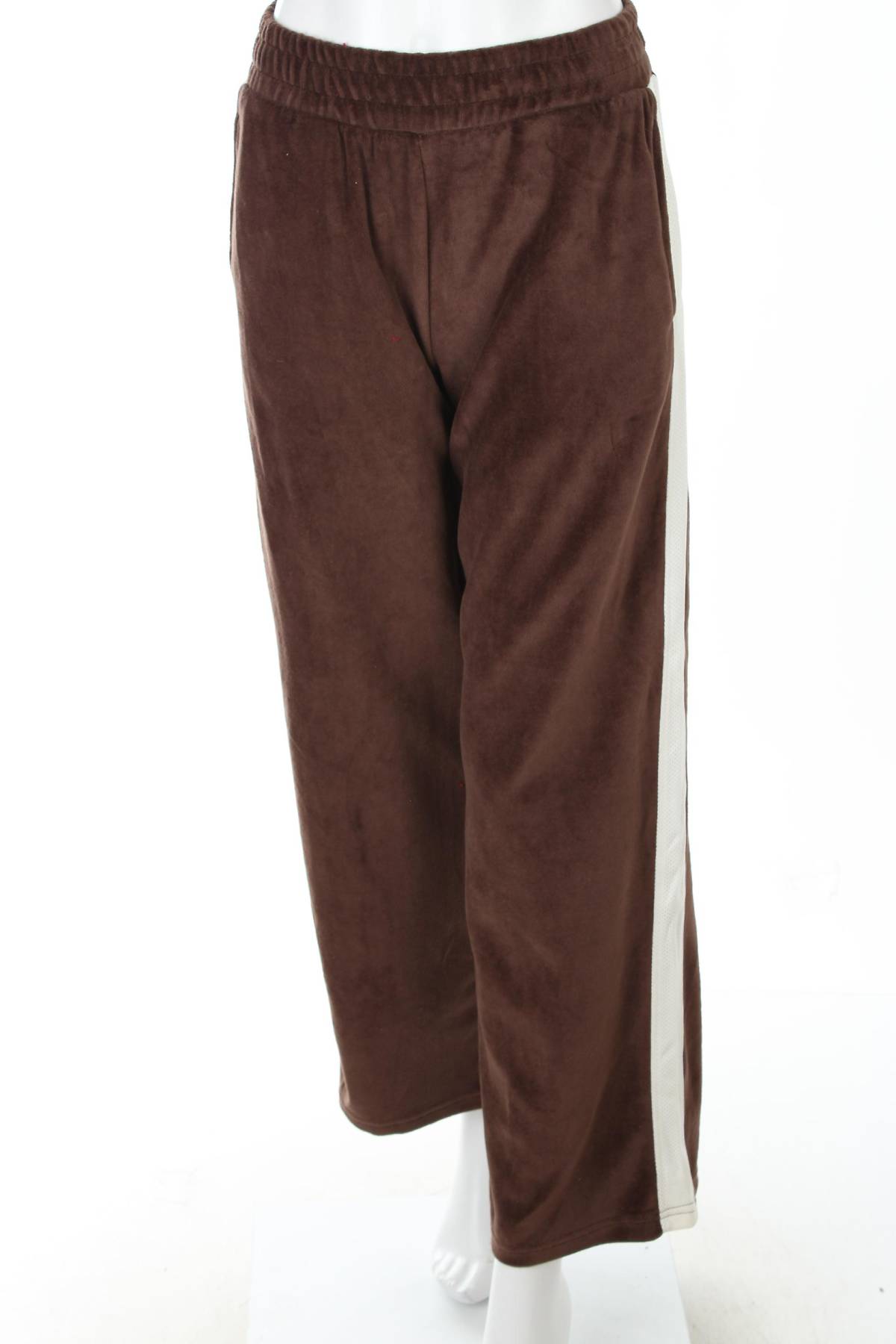 Дамско спортно долнище Jennyfer1