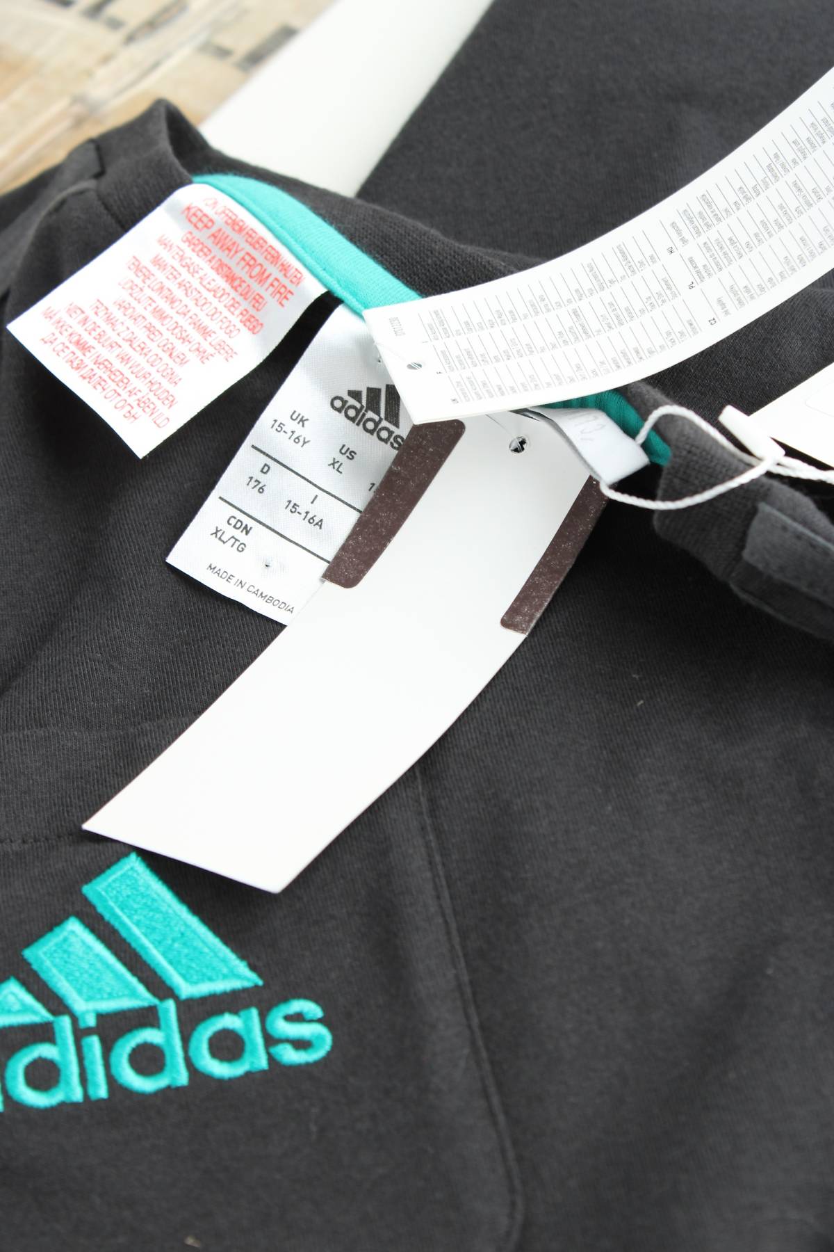 Детска тениска Adidas3