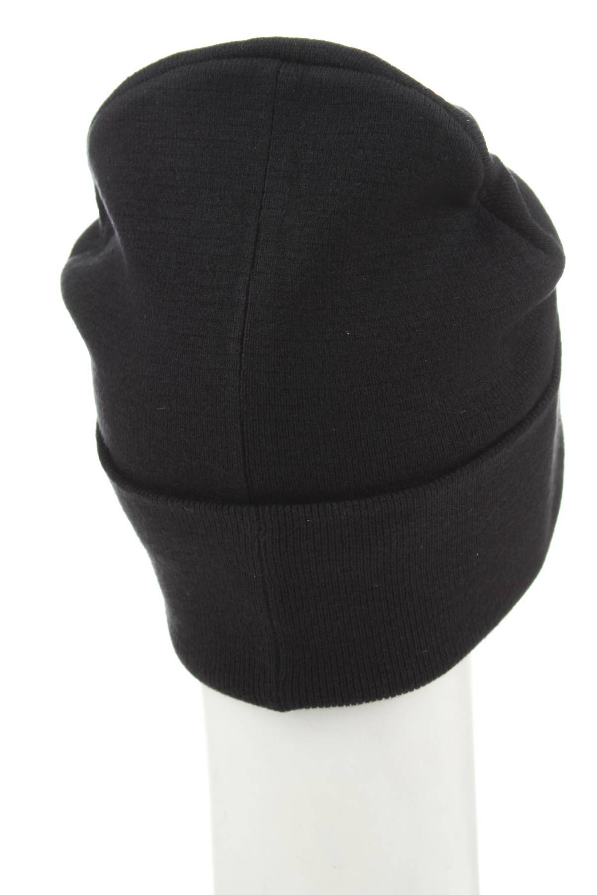 Шапка Guess1 - Contour.bg Шапка Guess1