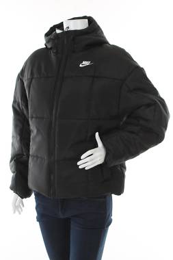 Дамско спортно яке Nike1