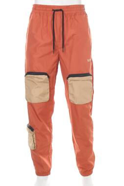 Мъжки панталон Boohoo1 - Contour.bg Мъжки панталон Boohoo1
