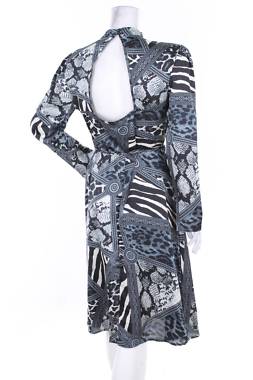 Рокля Boohoo2 - Contour.bg Рокля Boohoo2