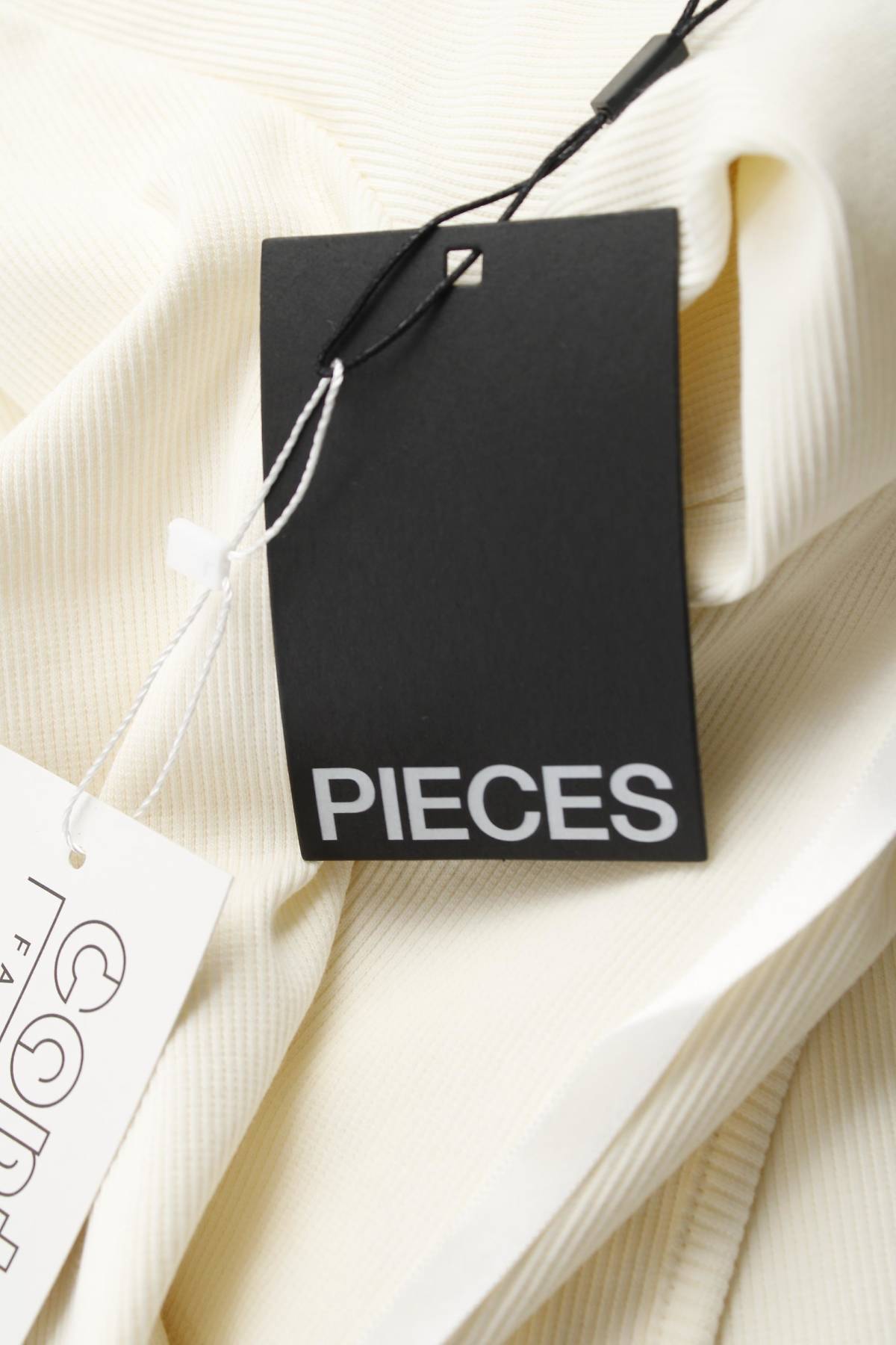 Γυναικείες ζακέτες Pieces3 - Contourshop.gr Γυναικείες ζακέτες Pieces3
