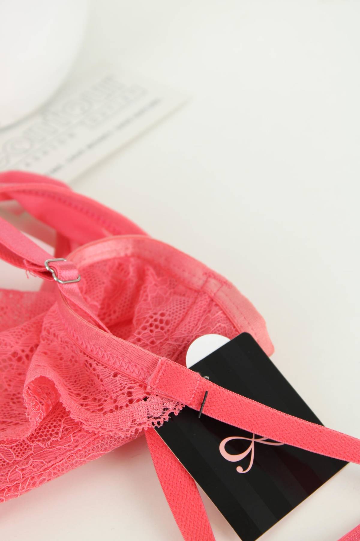 Сутиен Hunkemoller3