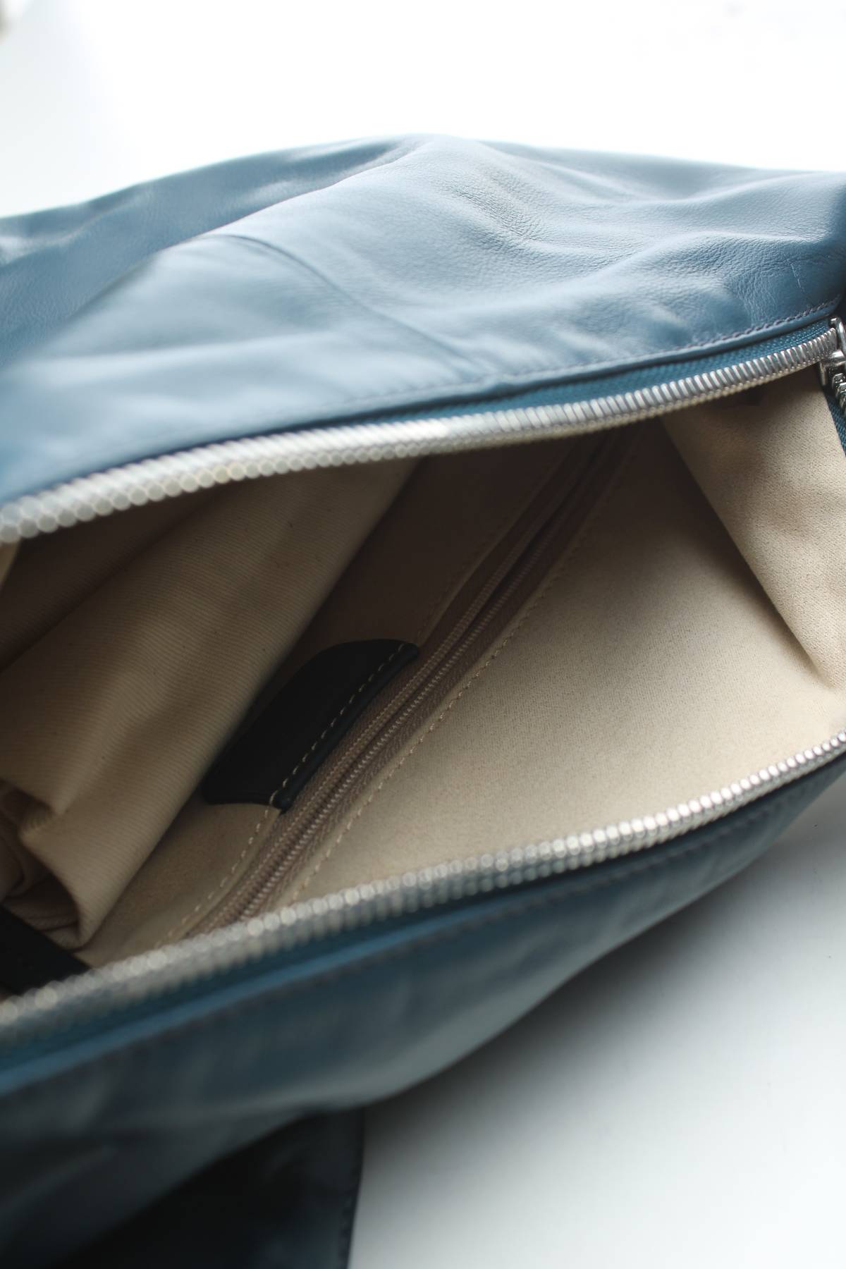 Дамска кожена чанта Lupo Barcelona3