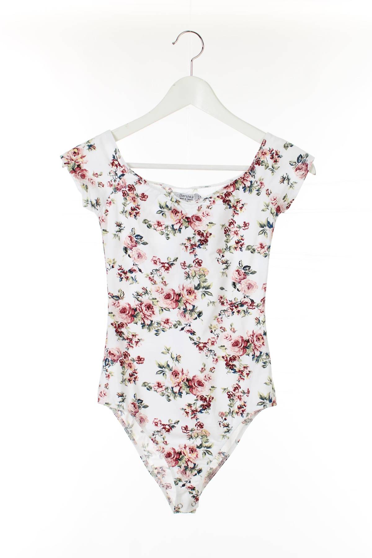 Αμάνικο-κορμάκι Bershka1