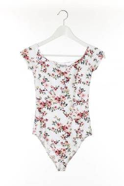 Αμάνικο-κορμάκι Bershka1