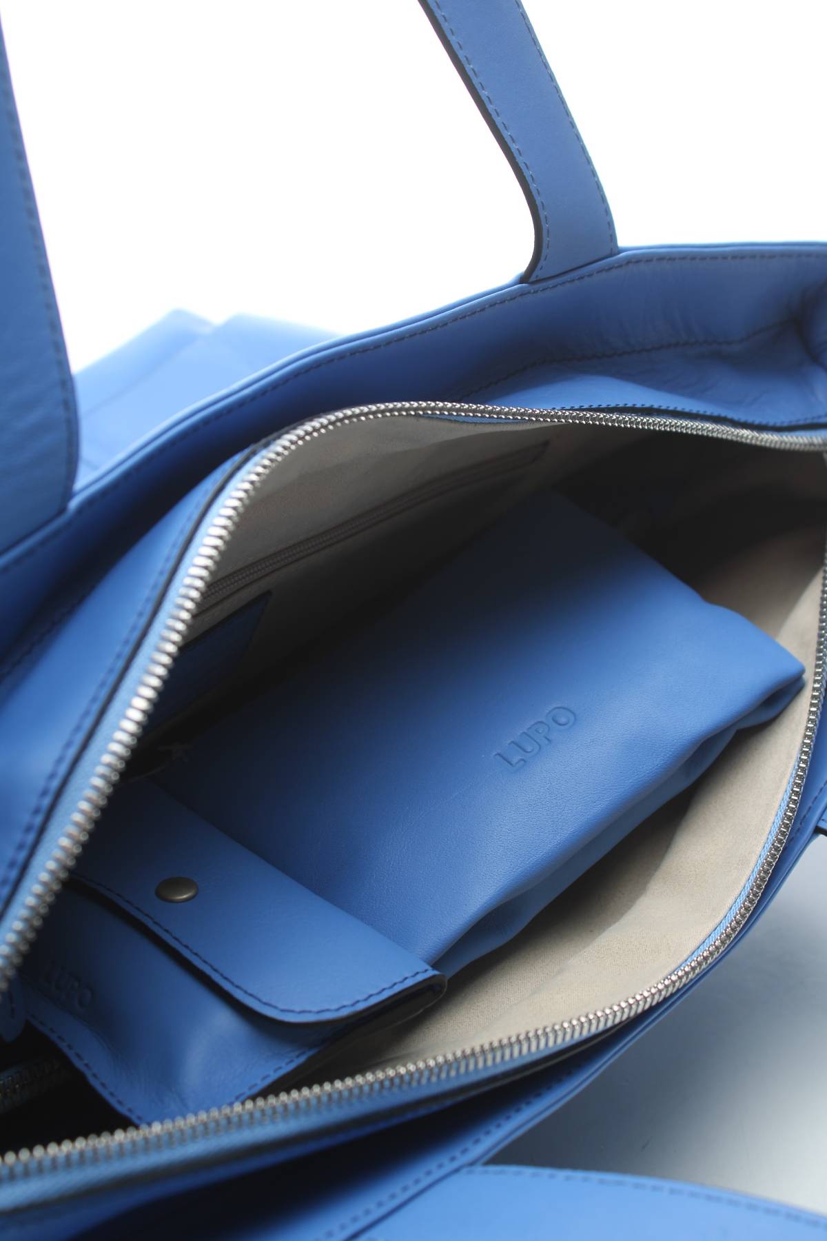 Дамска кожена чанта Lupo Barcelona3