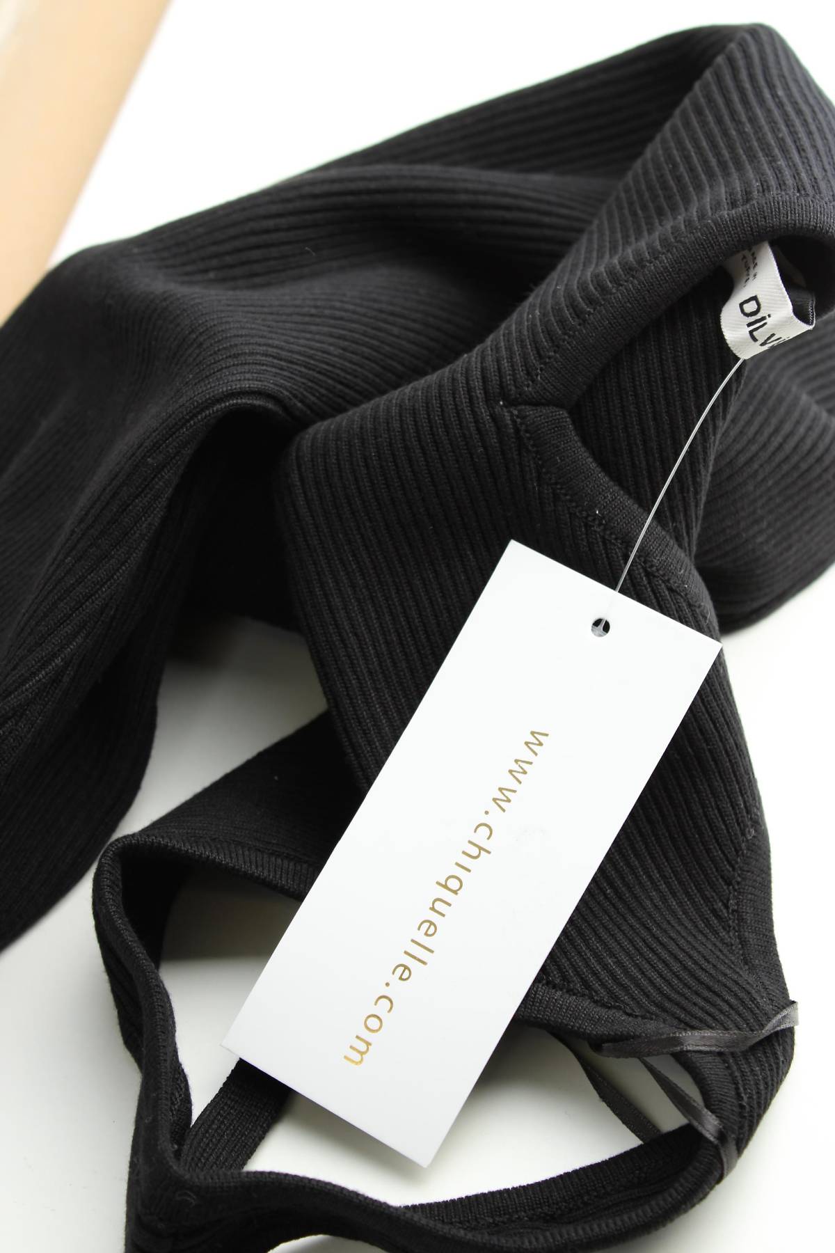 Φορέματα Chiquelle3