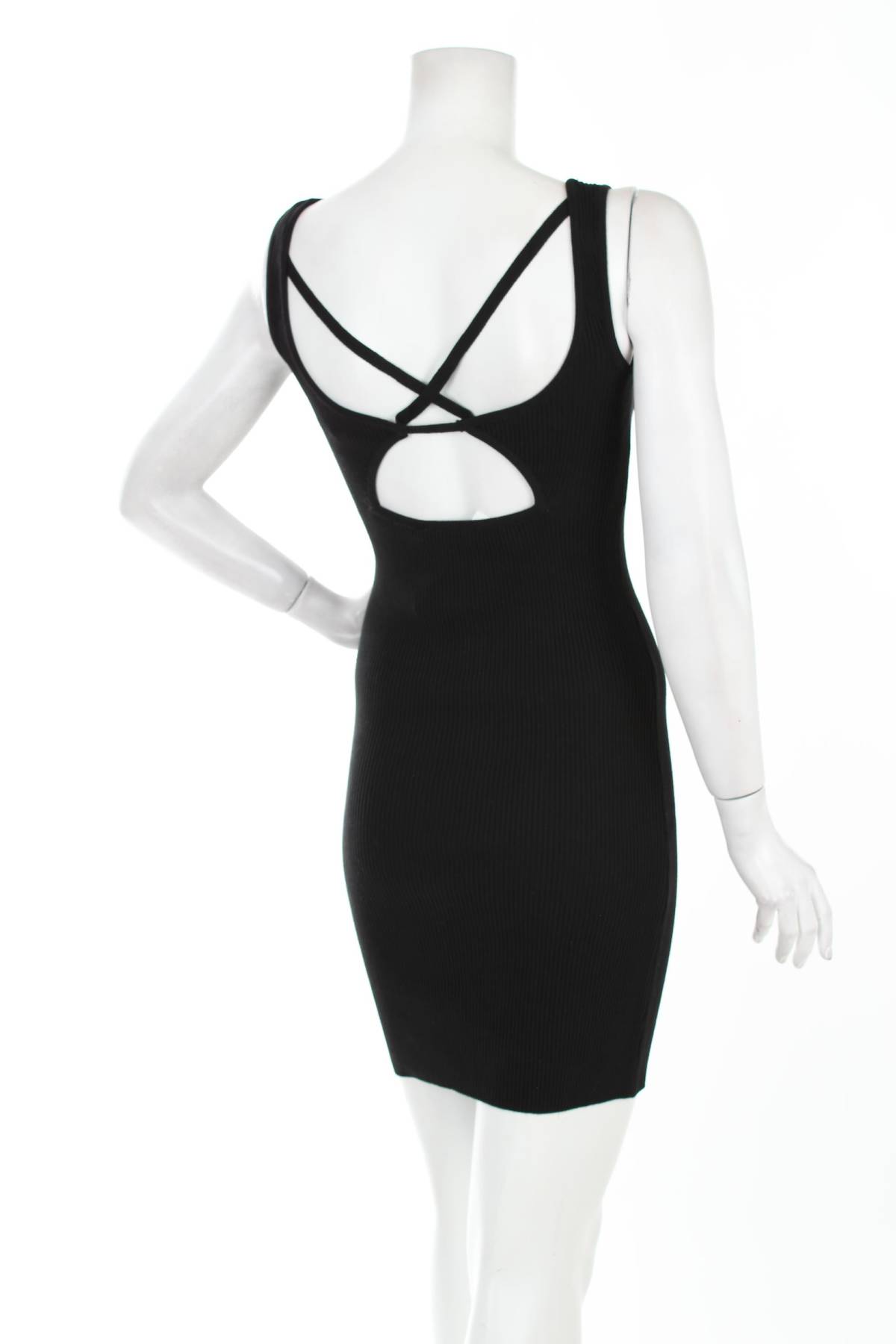 Φορέματα Chiquelle2