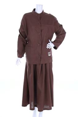 Дамски костюм 1 - Contour.bg Дамски костюм 1