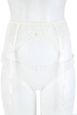 Ζαρτιέρες Hunkemoller1