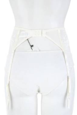 Ζαρτιέρες Hunkemoller2